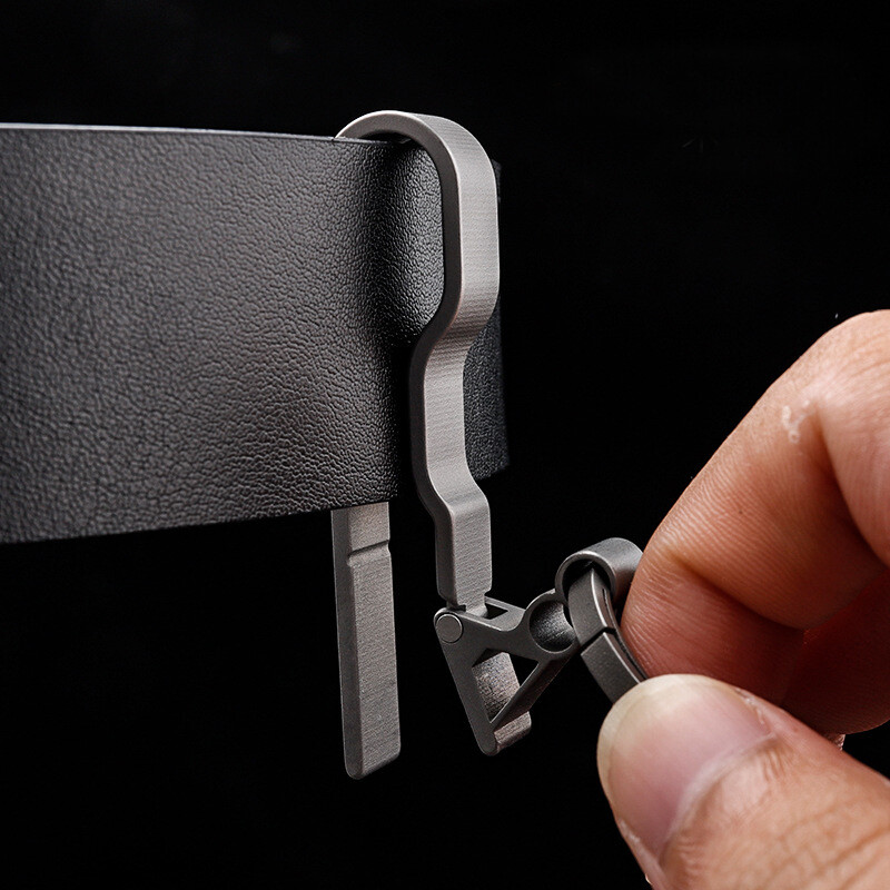 EDC Titanium Alloy Quick Buckle Detach Belt Waist hanging keychain Key Ring Tool
