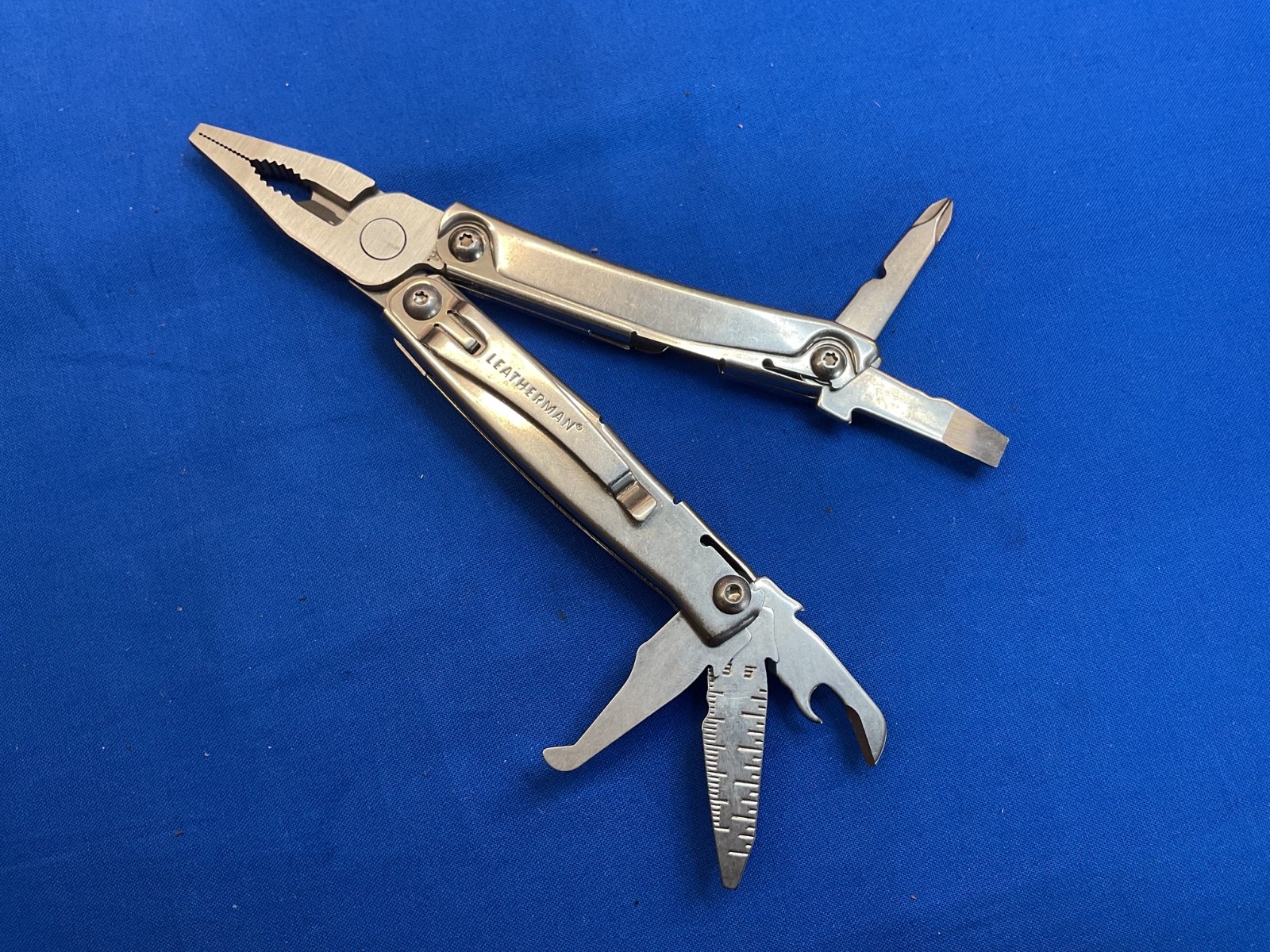 Leatherman Rev Multi-Tool Knife Plier 2023 Date Code