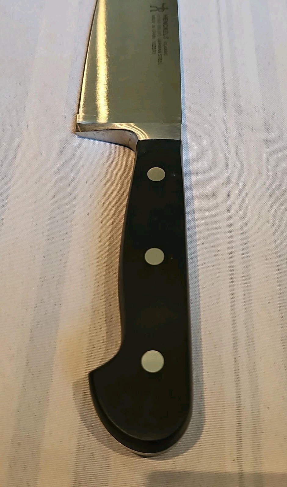 J. A. Henckels International Classic 31161-200 8″ Stainless Chef’s Knife Spain.,