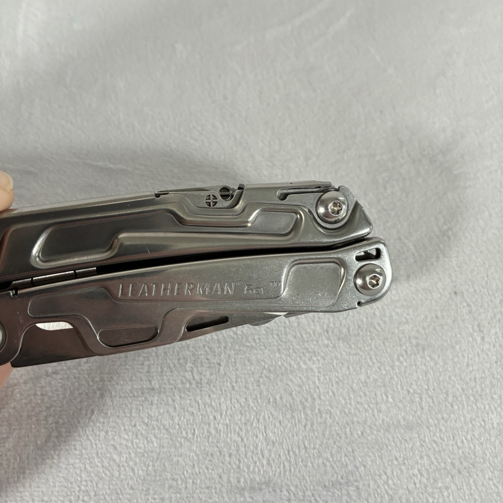 Leatherman Rev Stainless Steel 14-Tool Multi-Tool Pocket Knife w/ Pocket Clip