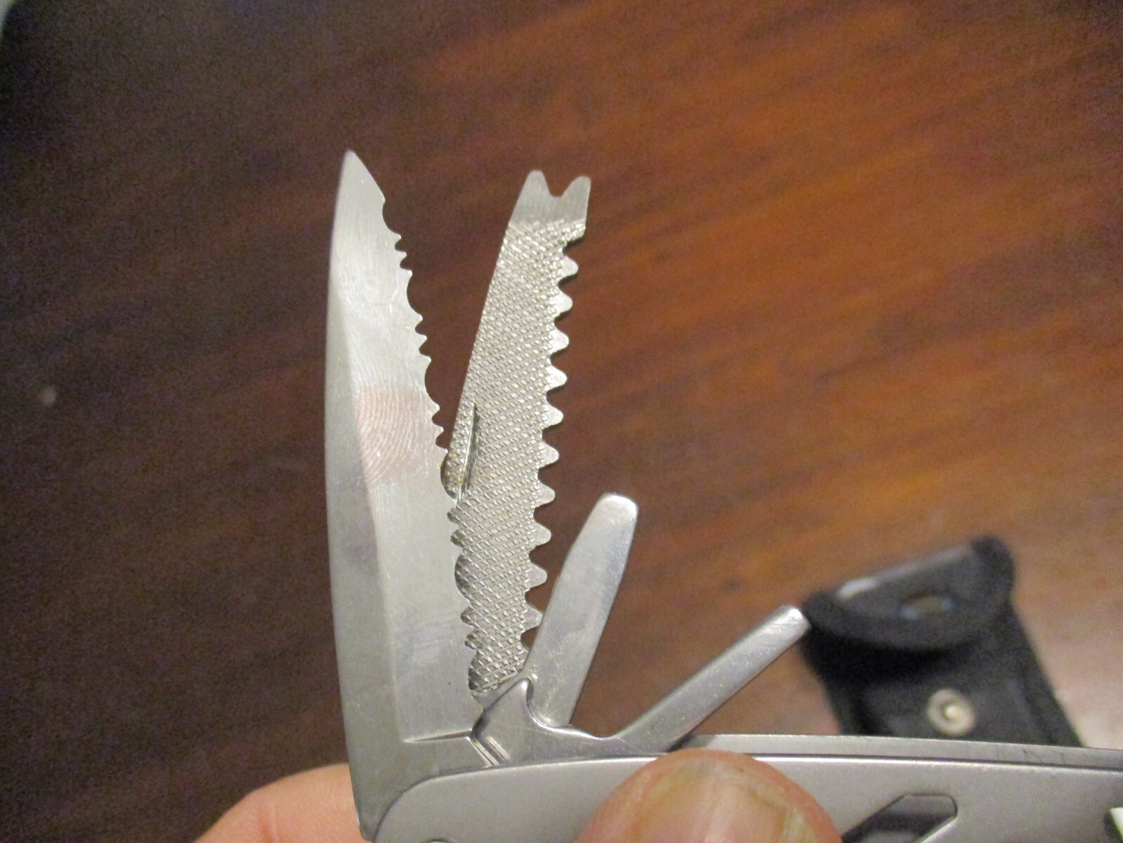 Ozark Trail Outdoor Equipment quality hunt fish camp 9 in 1 Multi Tool in sheath