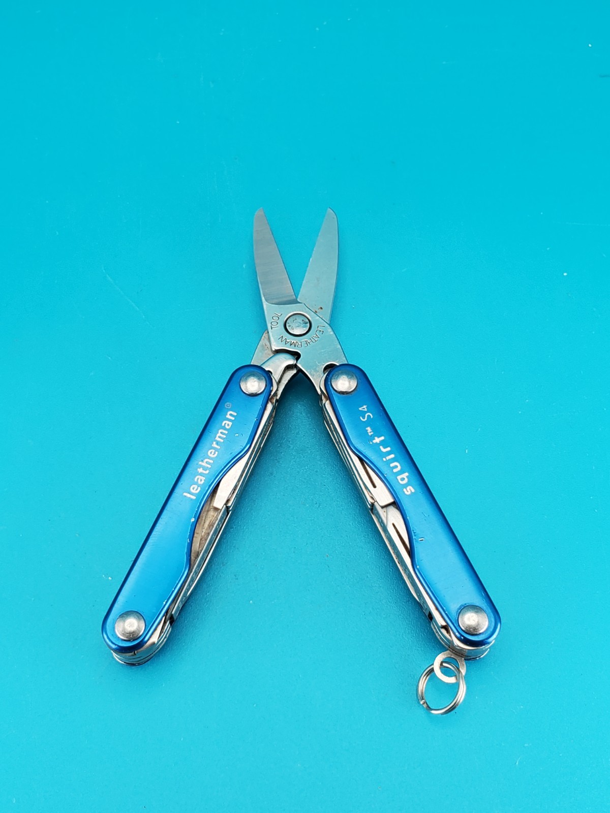 Leatherman Squirt S4 Multi-Tool, Key Ring, Retired, BLUE!