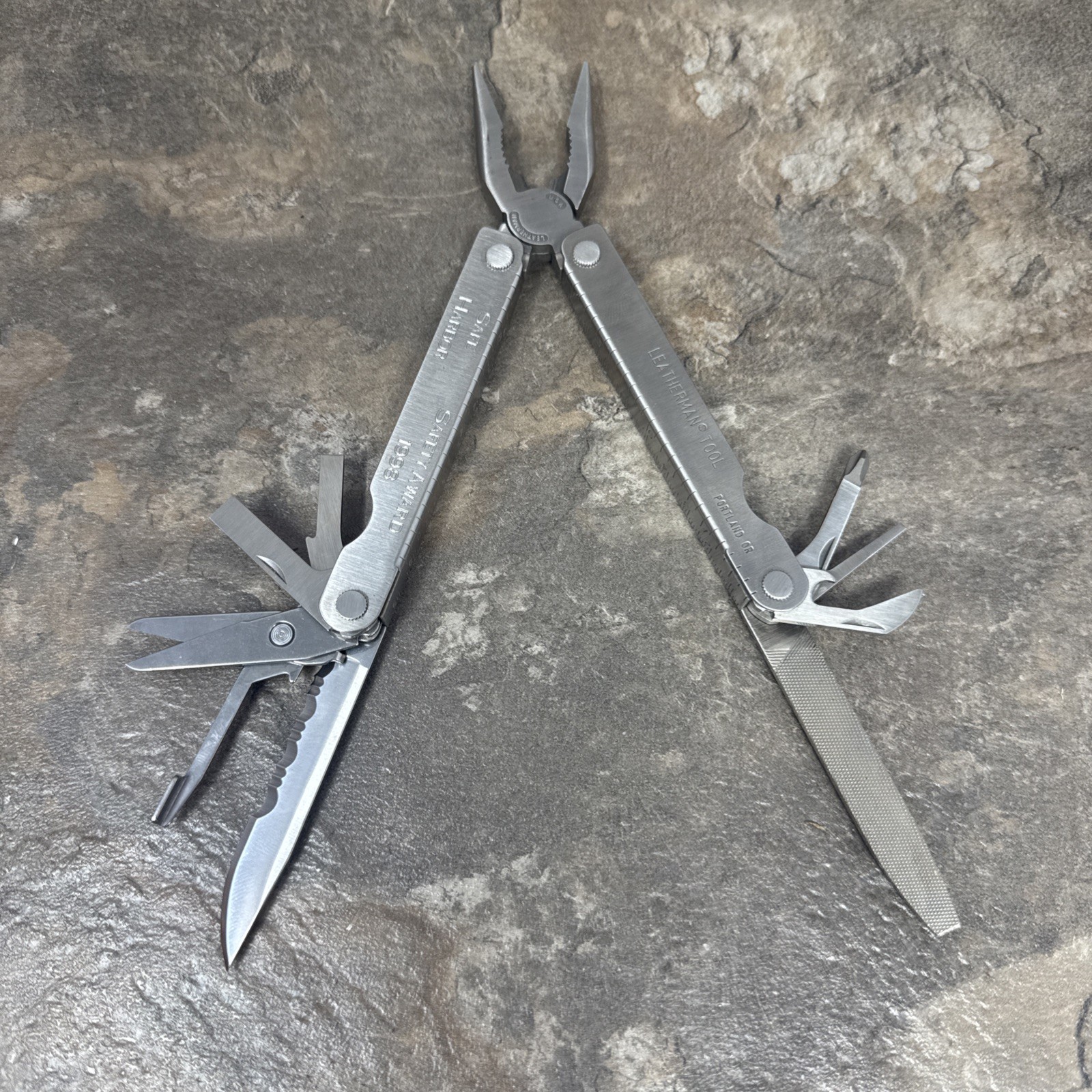 Vintage 1998 Leatherman PST II Multi Tool Scissors Diamond File Serrated Sheath