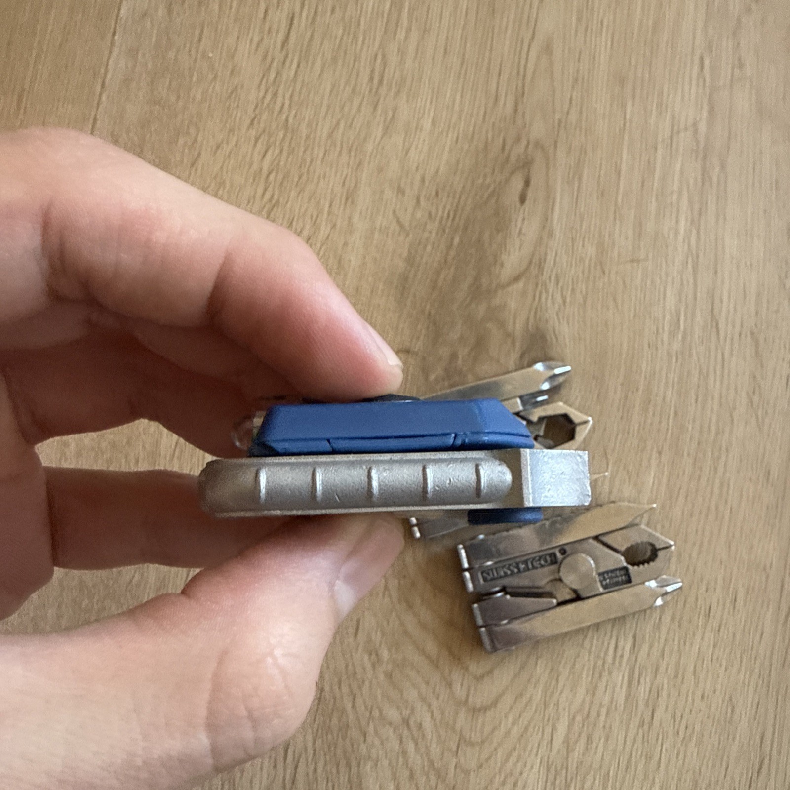 Swiss+Tech Keychain Multi-Tool Lot Micro-Max 19-in-1 & Micro-Tech 6-in-1 Pliers