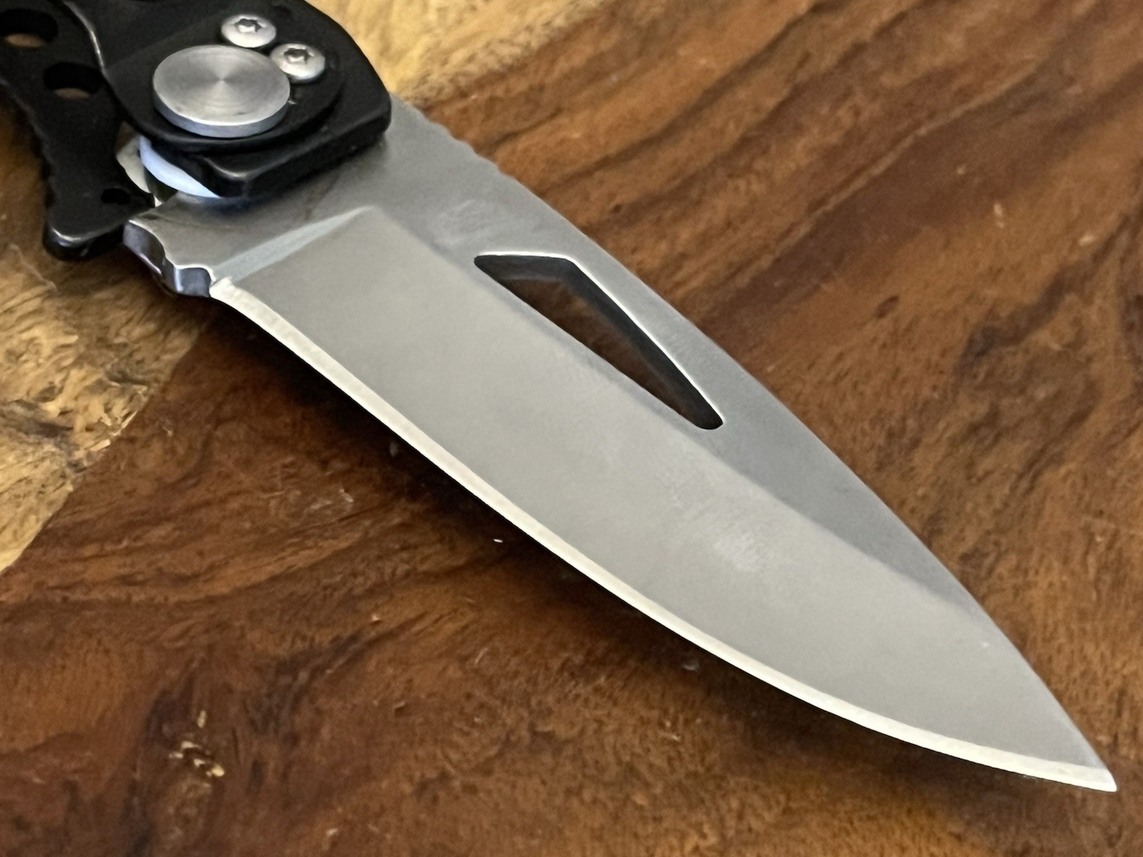Snap-On BLACK /RED Pocket Knife SUPER NICE!! TSA Confiscated ~TASKCo