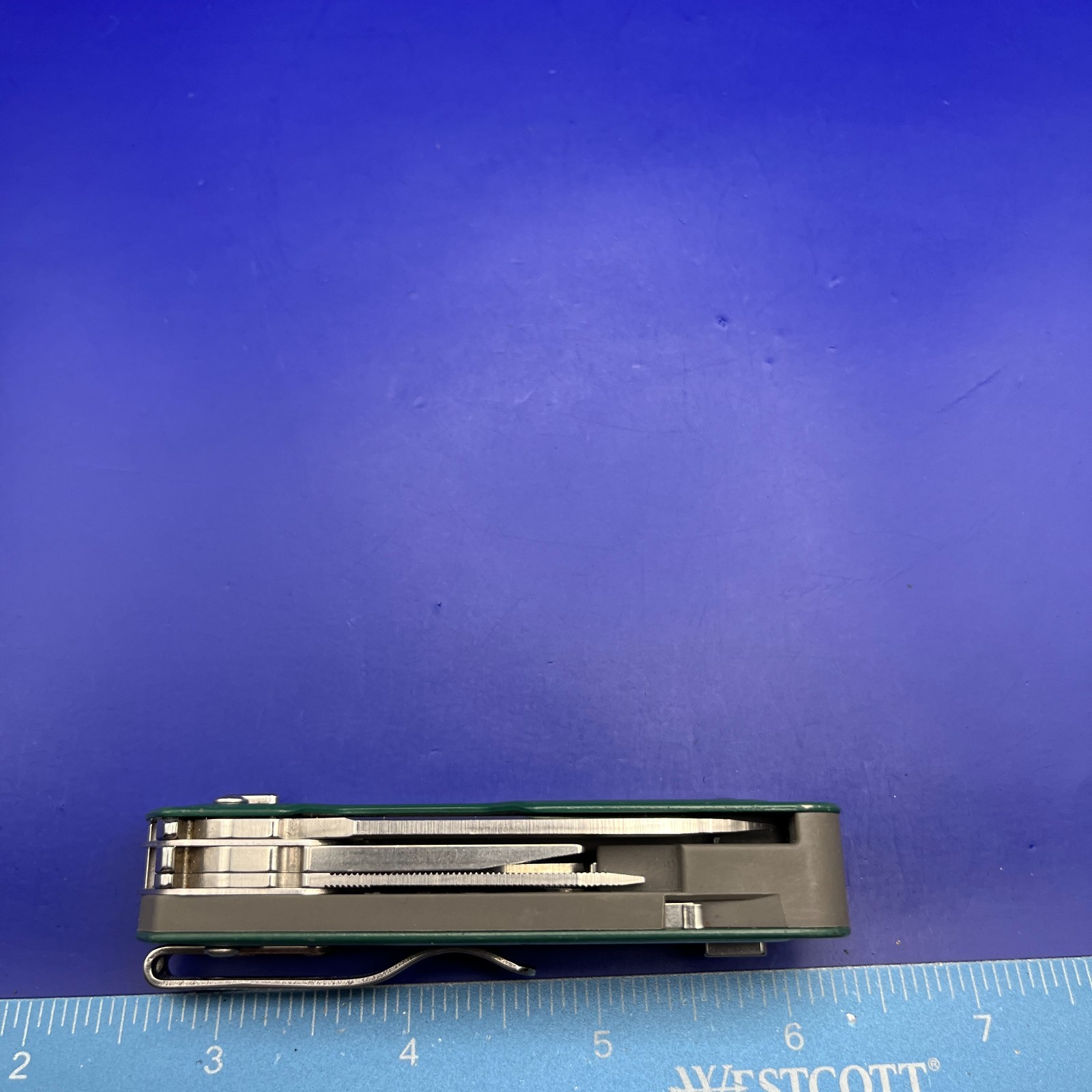 Leatherman Free T4 Green Multitool