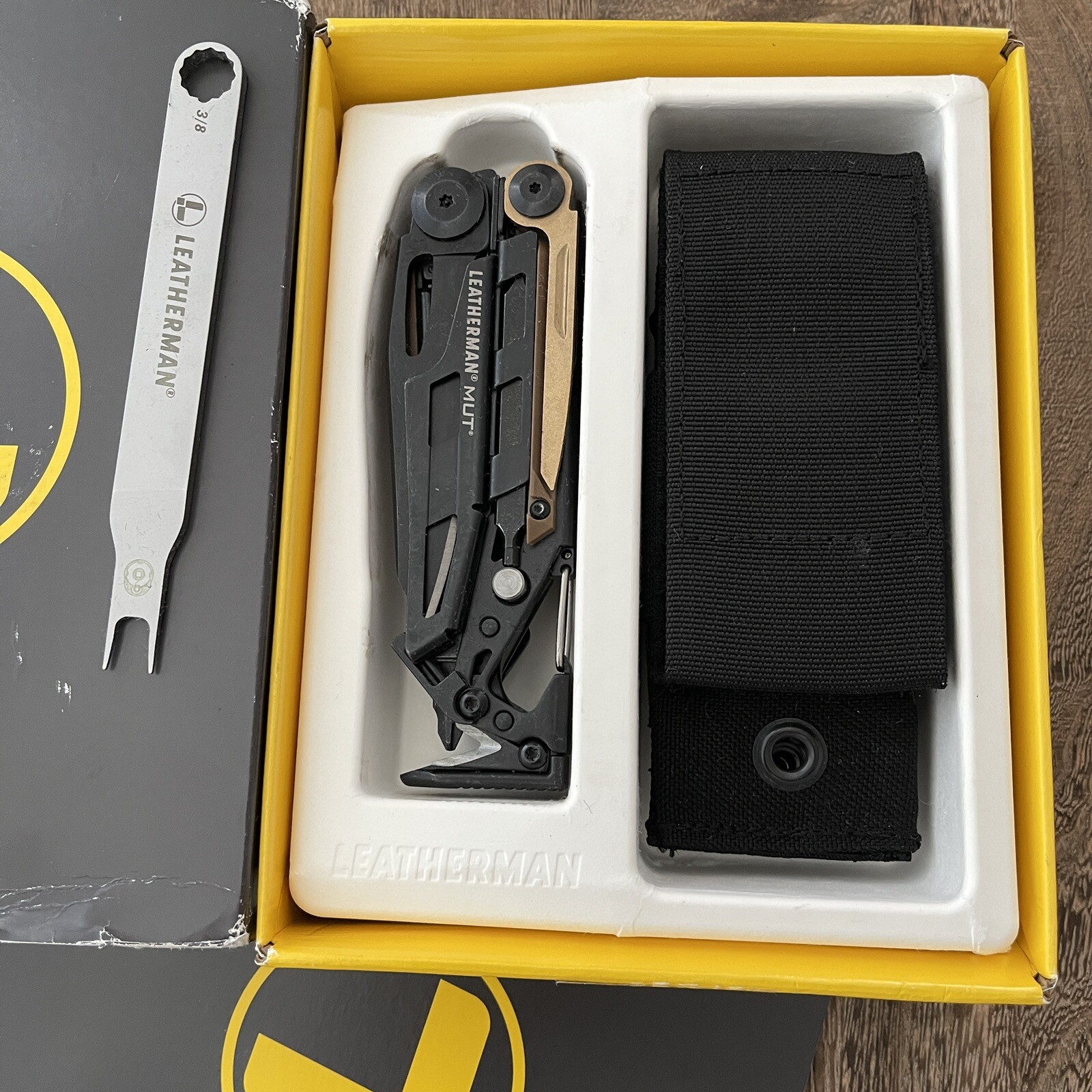 Leatherman MUT EOD Black w/Brown/Tan Inserts & USA MADE sheath. Discontinued