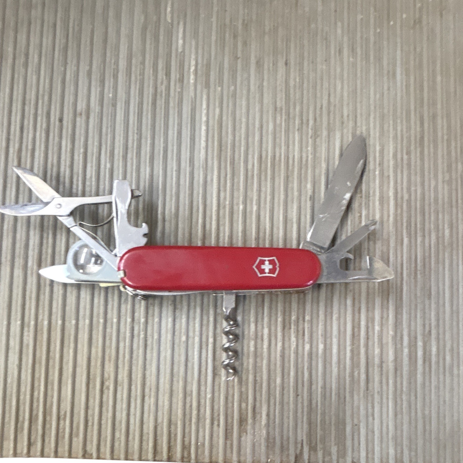 Victorinox Swiss Army Knife Red 7-Tool Multi-Tool, Scissors, Corkscrew