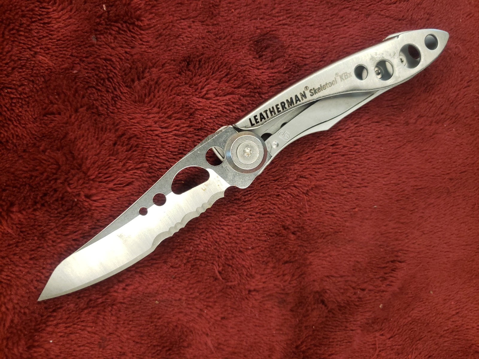 🔴 Leatherman Skeletool KBX Pocket Knife w/ Bottle Opener