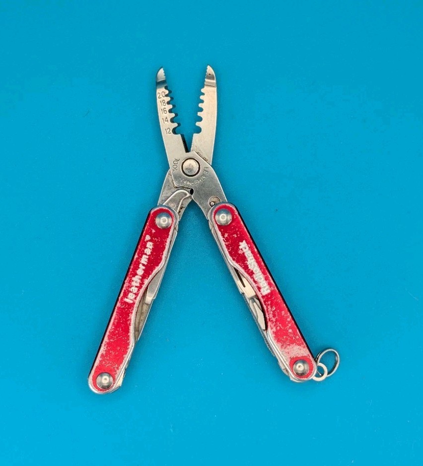 Leatherman Squirt E4 USA Radio Shack! Limited Edition!