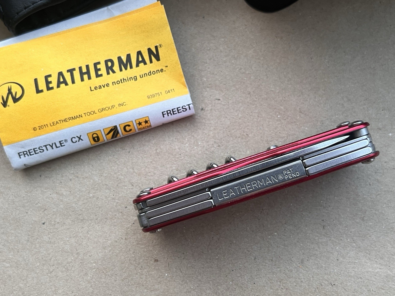Leatherman Juice C2 – Inferno Red – New Old Stock – Collectibles, Retired.
