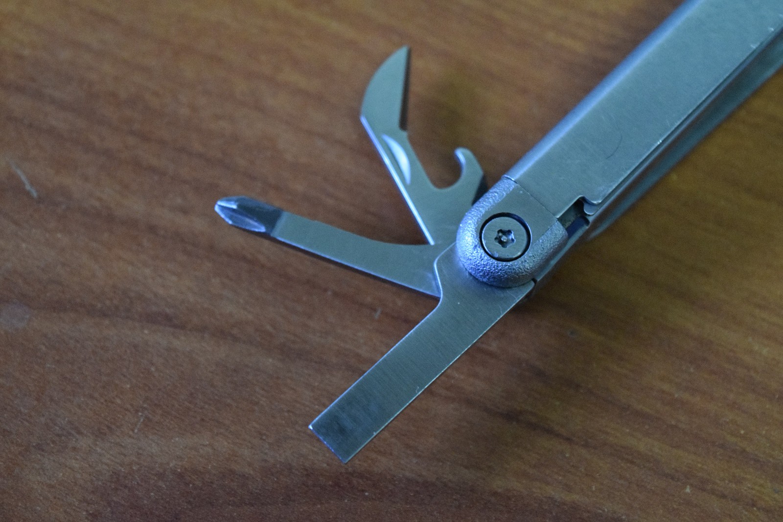 Leatherman Wave multi tool 1999 discountinued model (rare) USA made