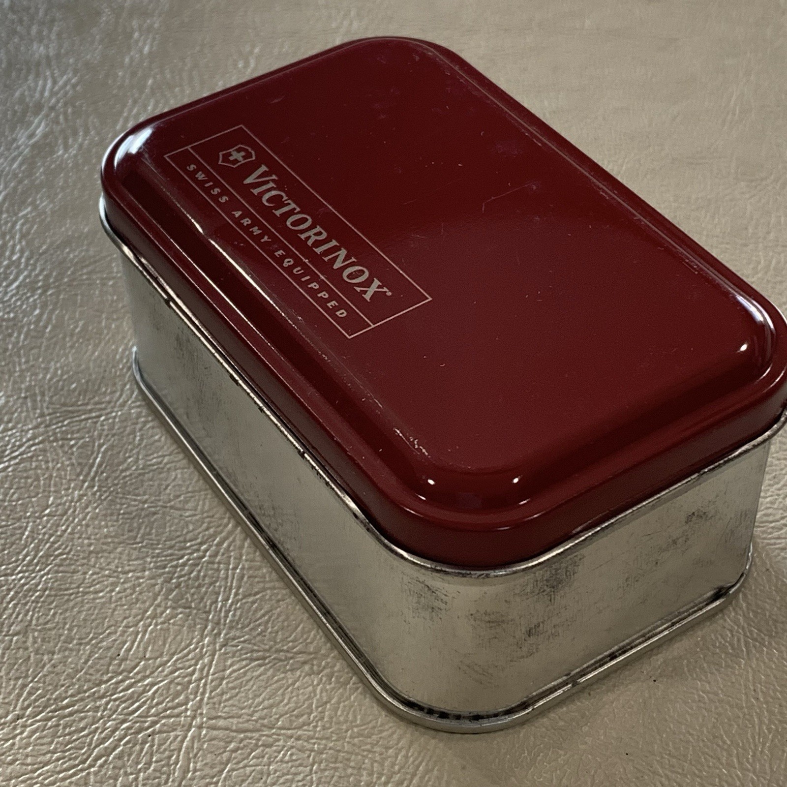 Victorinox Blue Swiss Card Wallet Multi Tool Tin Box Super Bowl 35 Tampa Fl 2001