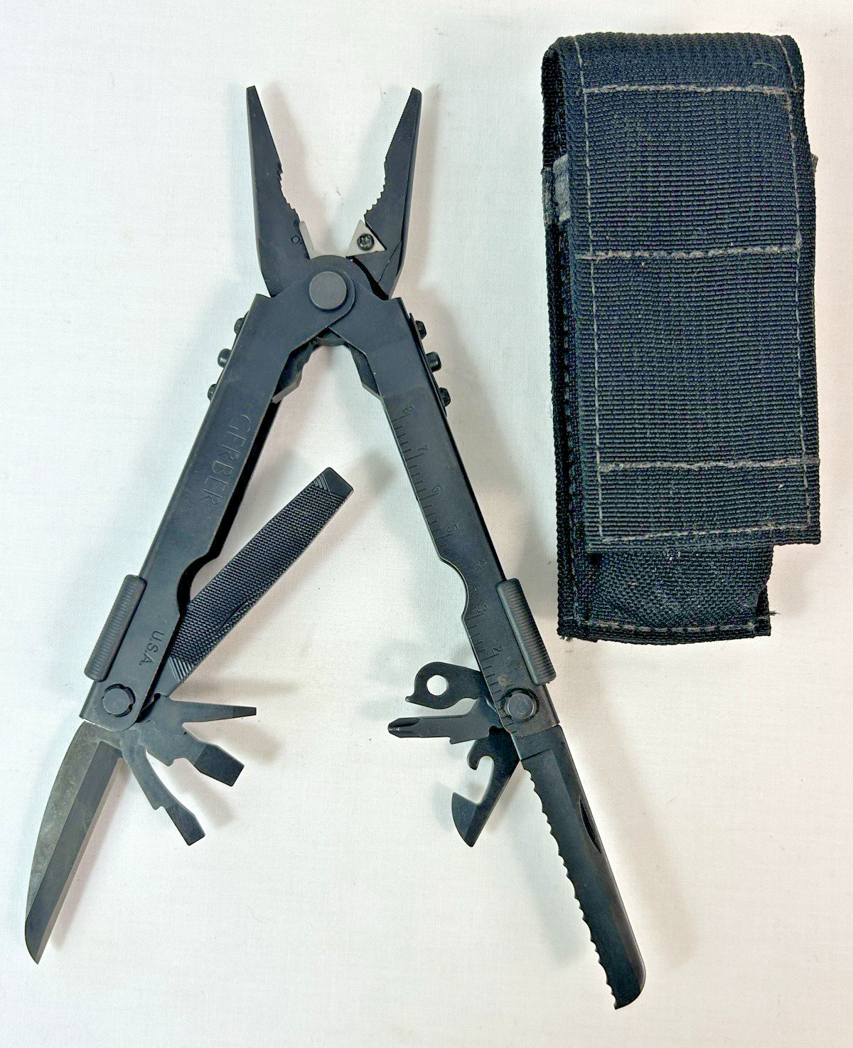 NEW !! Gerber 75501 MP600 Needlenose Multi-Tool Black Finish Stainless w/ Sheath