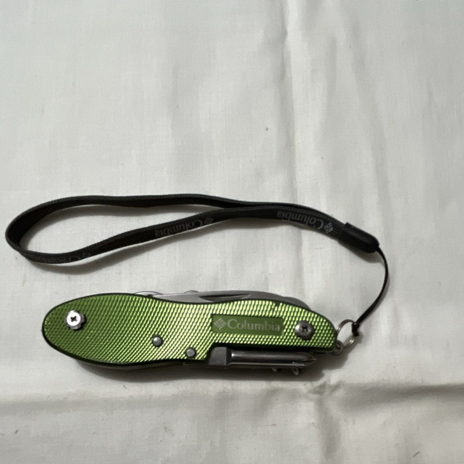 Columbia Multi-Tool Knife Stainless Steel Green Silver Scissors Corkscrew