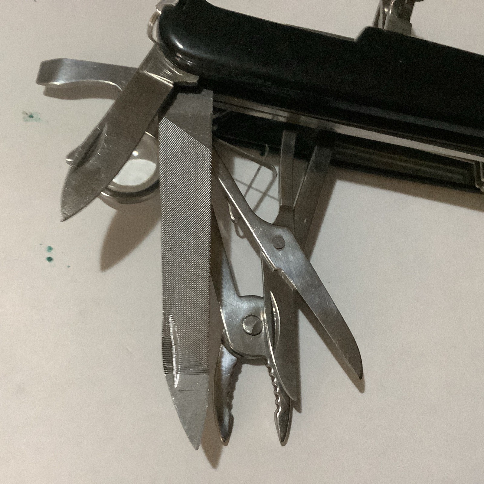 DLD YUKON MULTI Function Pocket Knife