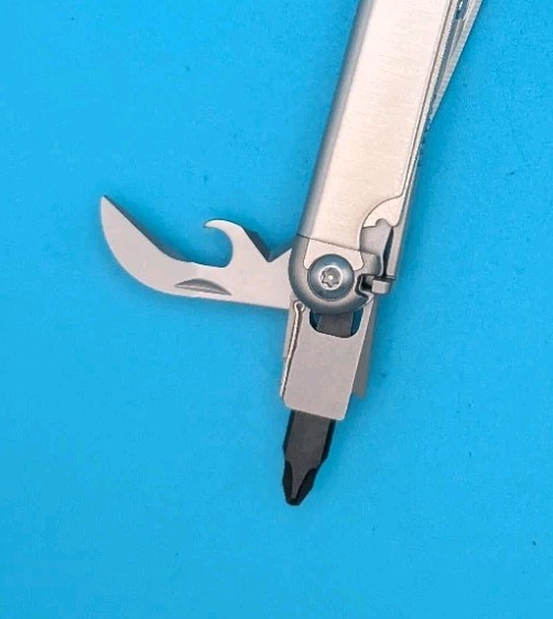 Leatherman Wave Plus + Multi-Tool! FAST SHIPPING! WITH SHEATH! EXCELLENT