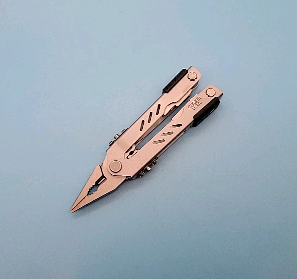 Gerber USA MP400 Compact Sport Multi-Plier Multi-Tool w/ Fiskars Scissors