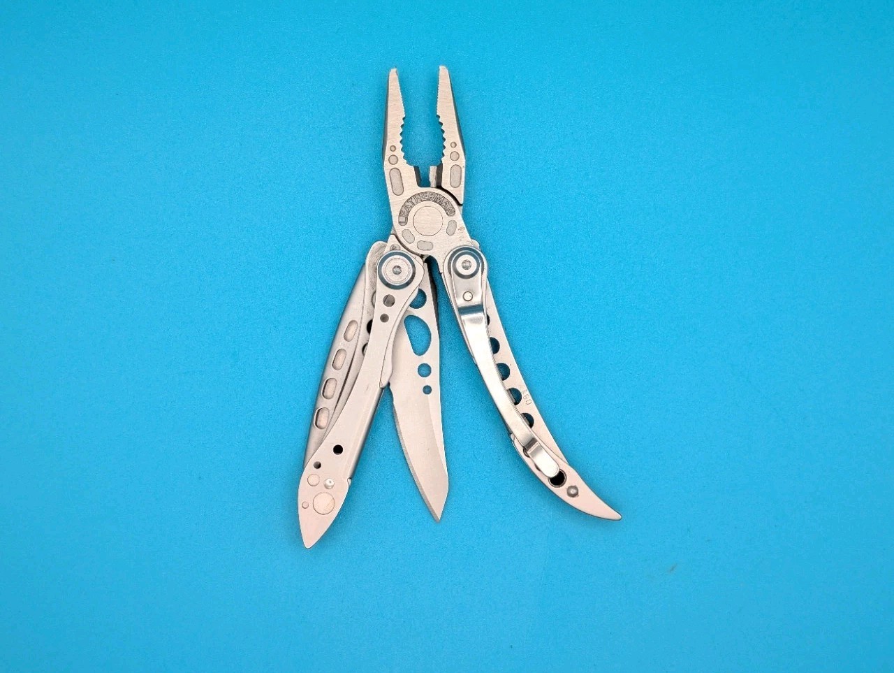 Leatherman Freestyle Multi-Tool – Discontinued – FAST SHIPPING!