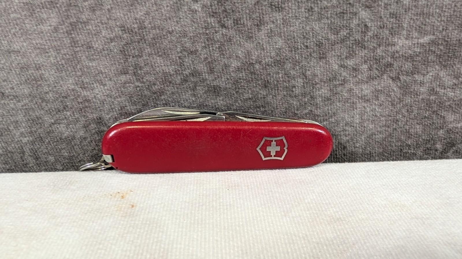 Victorinox Swiss Army Red Multi-Tool Knife Stainless Steel Tweezers Toothpick