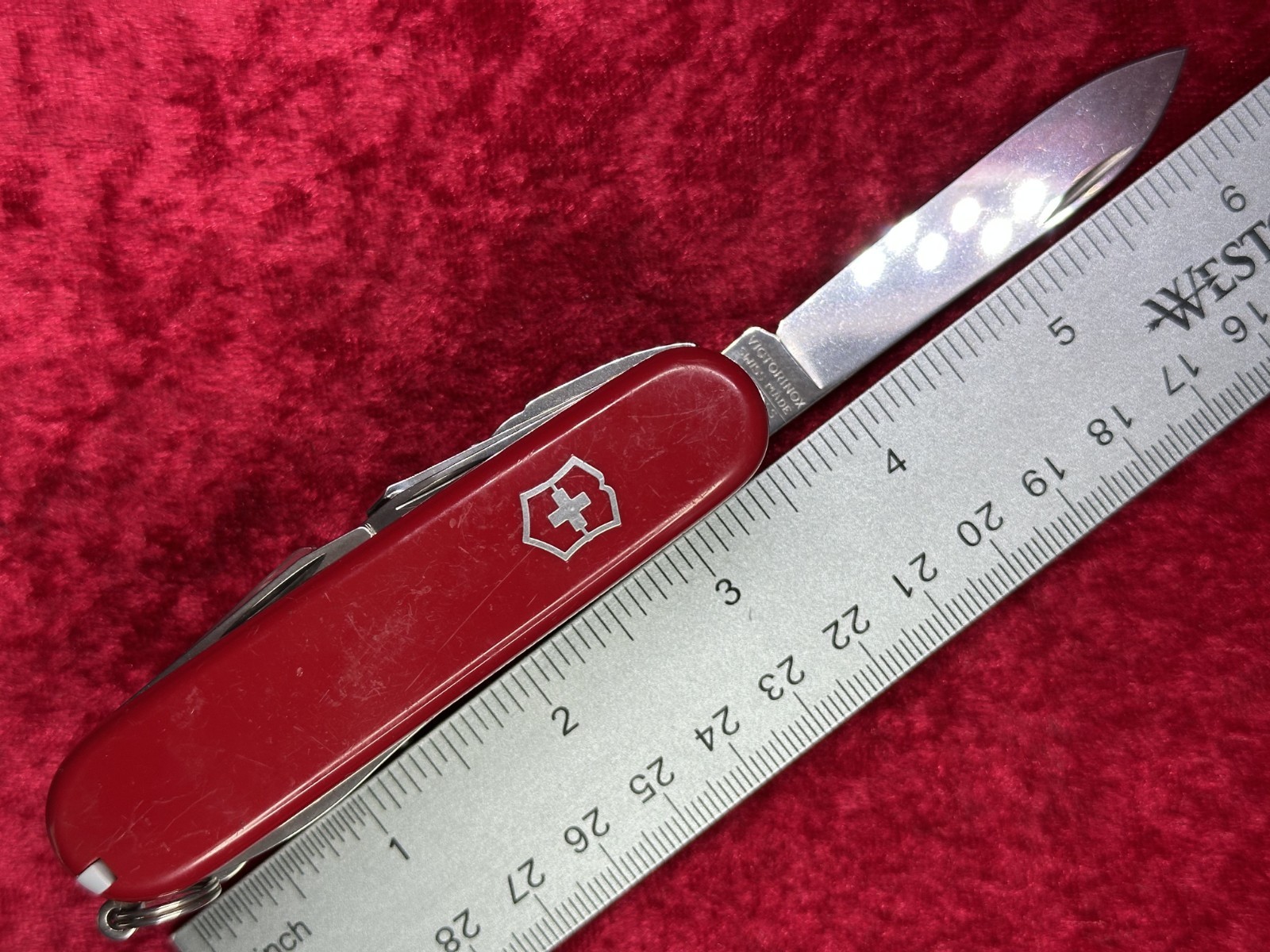 Victorinox SwissChamp Red Swiss Army Knife 91mm 33 Function 22 Tool 8 Layer(688)
