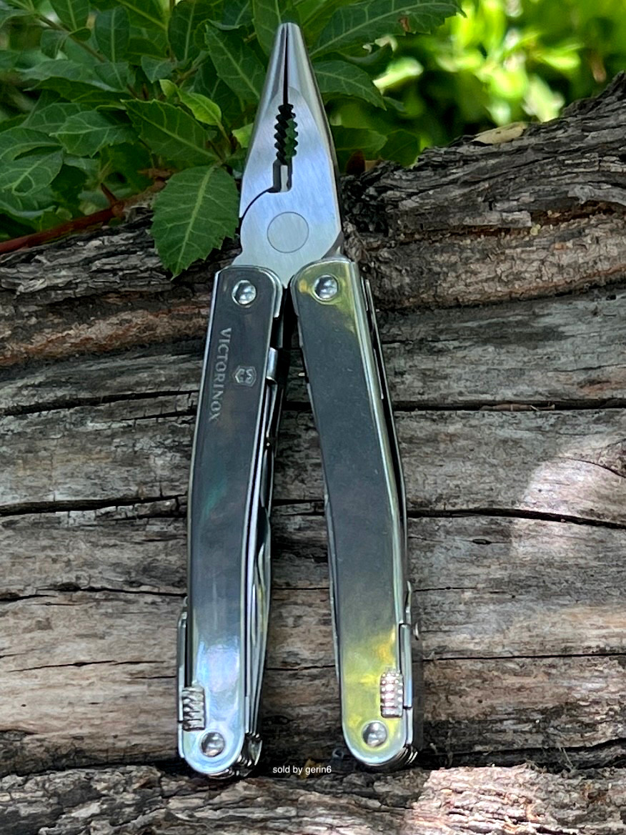 Victorinox Swiss Army Knife, SwissTool Spirit Plus Ratchet & Pouch 3.0236.N NIB