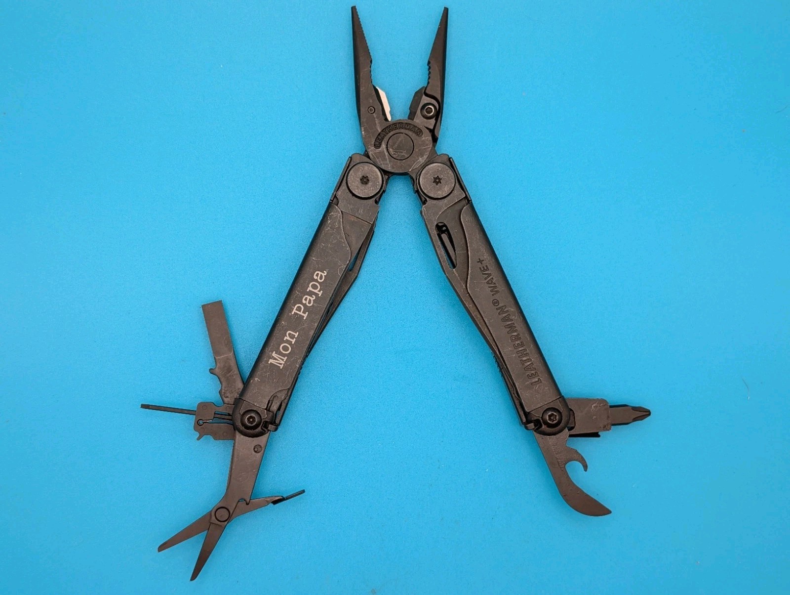 Leatherman Wave Plus + Multi-Tool! FAST SHIPPING! BLACK! WITH SHEATH! *MON PAPA*
