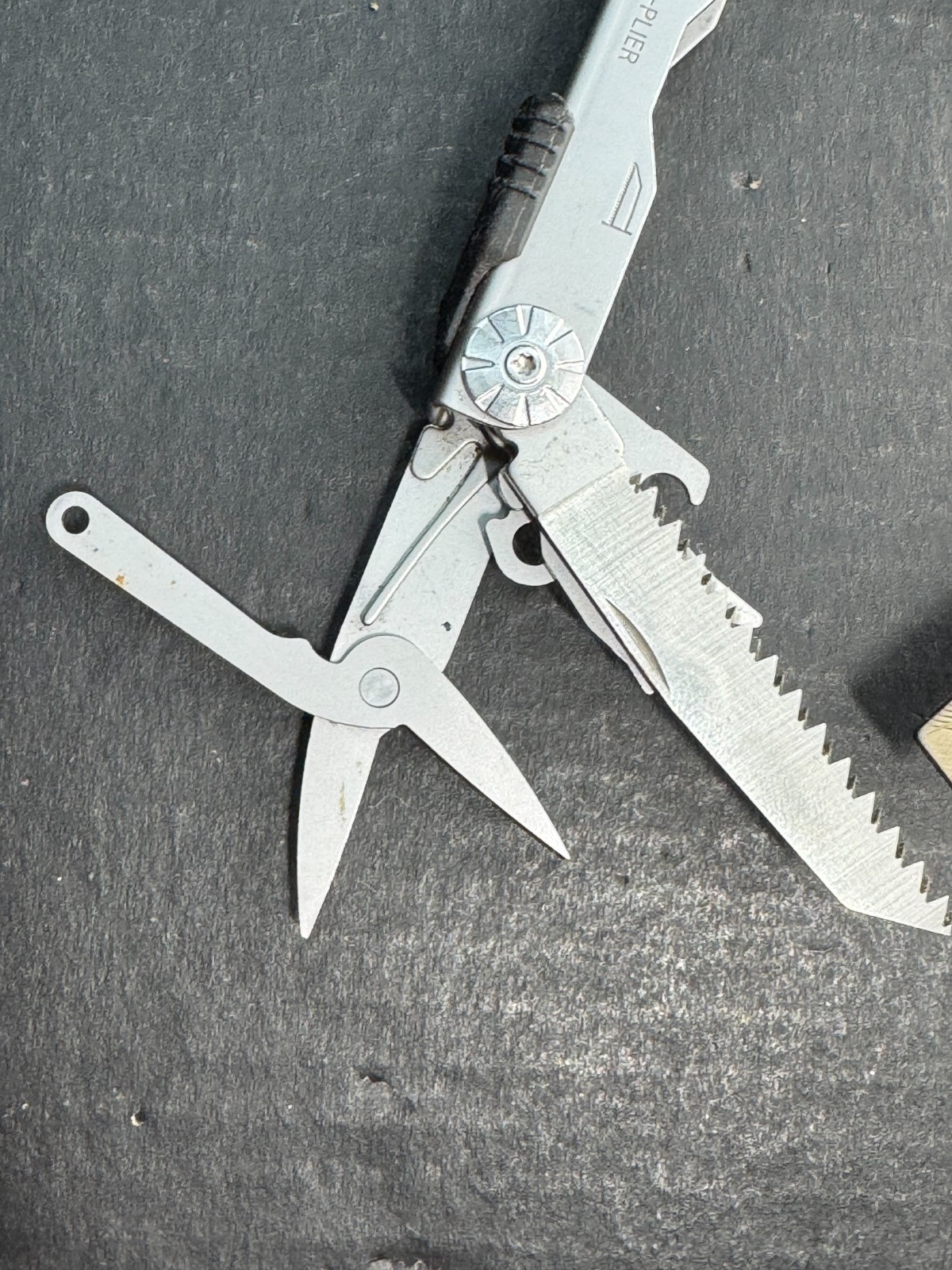 Gerber Diesel Multi Plier Multi-Tool Stainless Screwdriver Scissors Knife