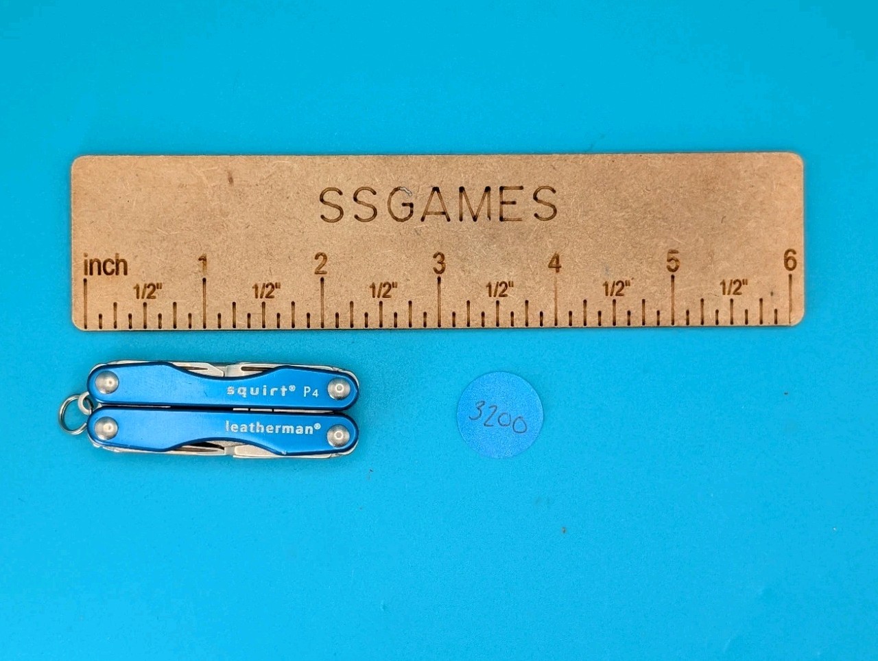 Leatherman Squirt P4 Multi-Tool, Key Ring, Retired, BLUE!