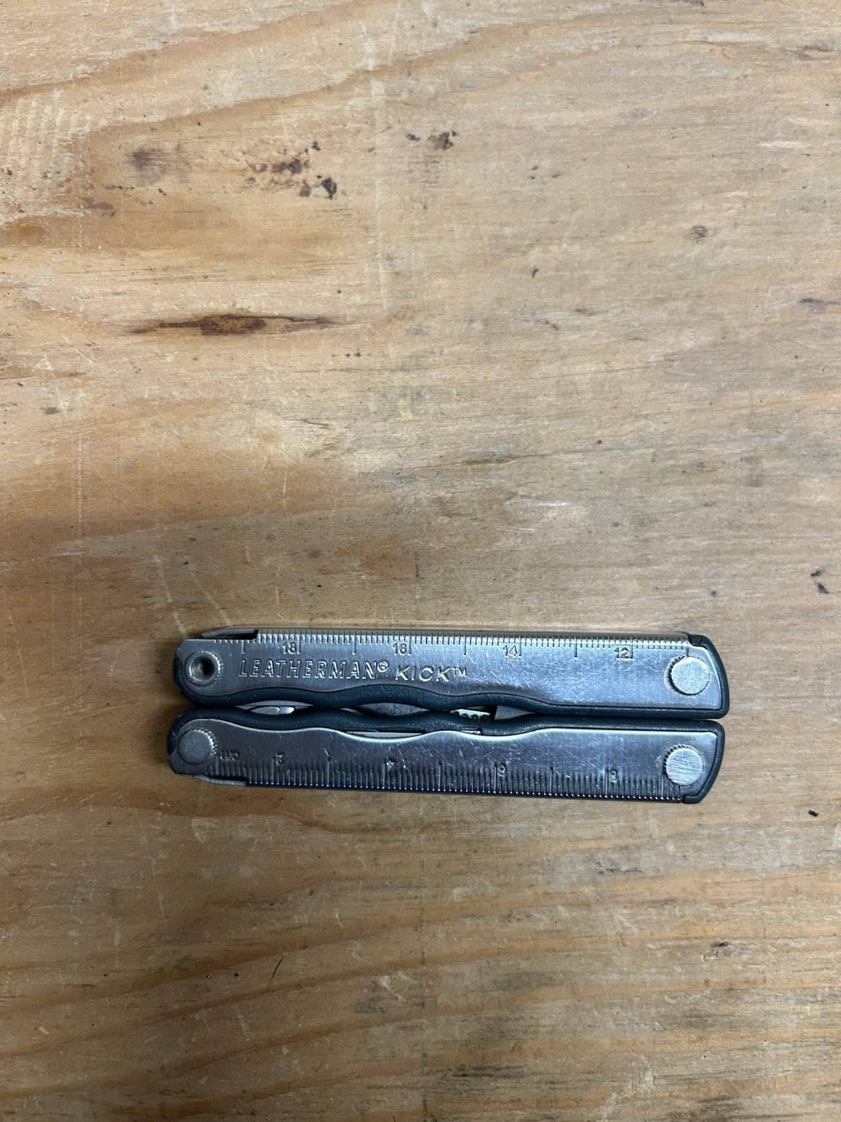 Leatherman Kick Stainless Steel Multi-Tool Pliers Knife