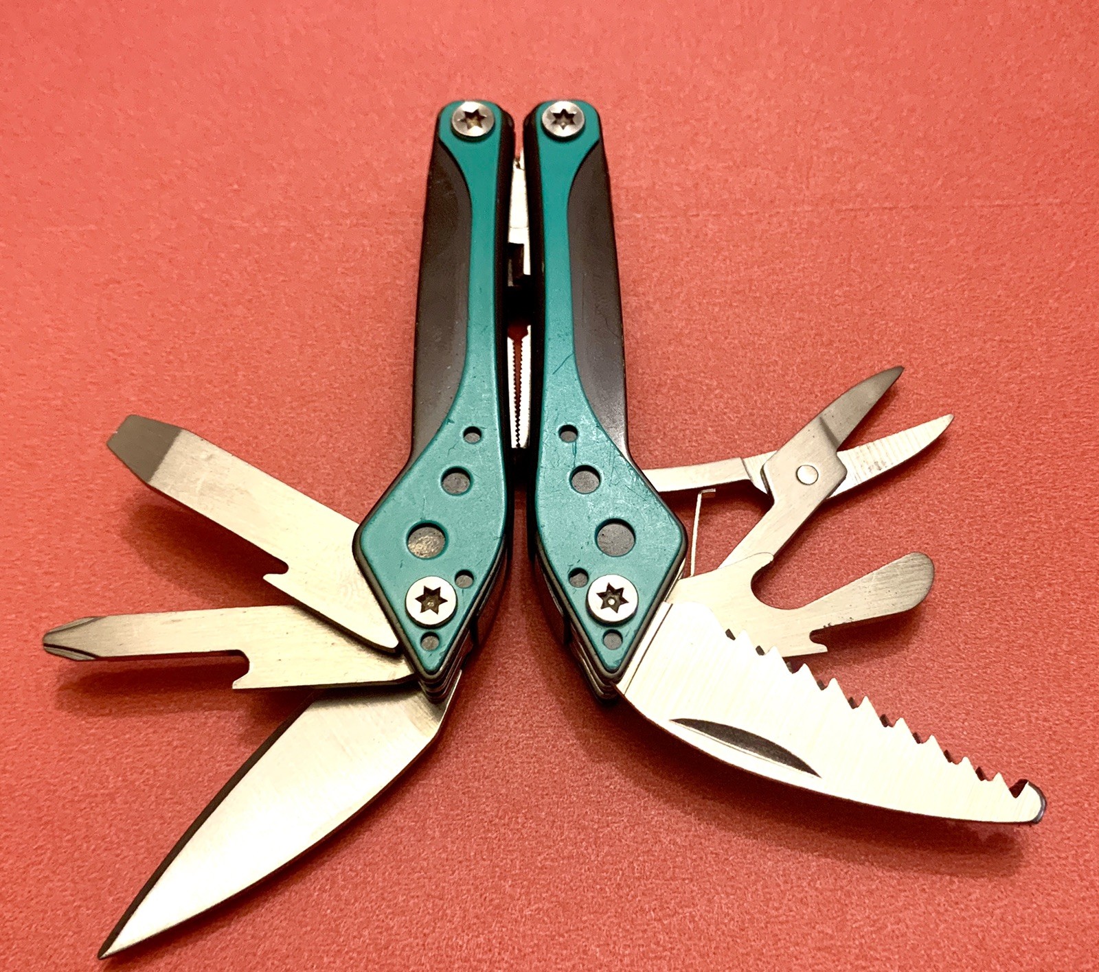 cabelas mini multi tool TEAL