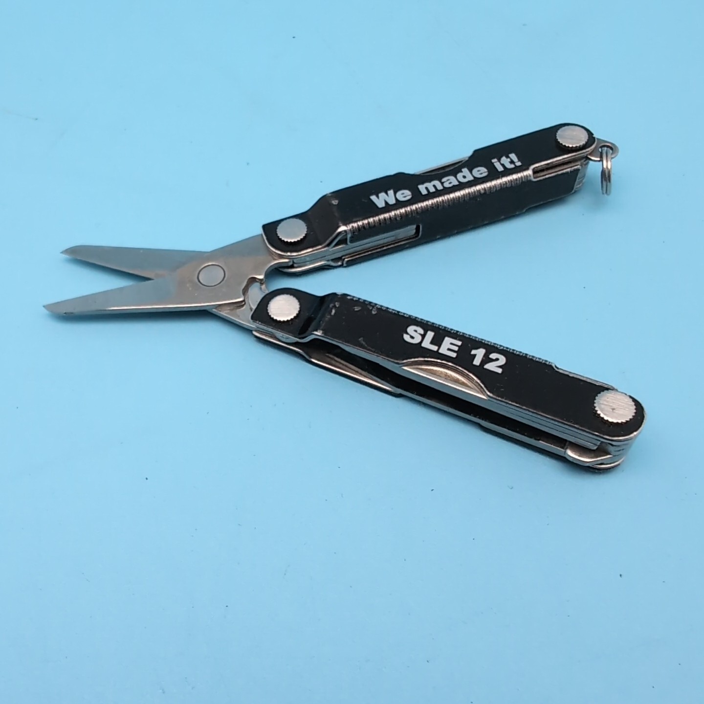 Leatherman MICRA Multi-Tool Black Scissors Knives Tweezers MORE Q66