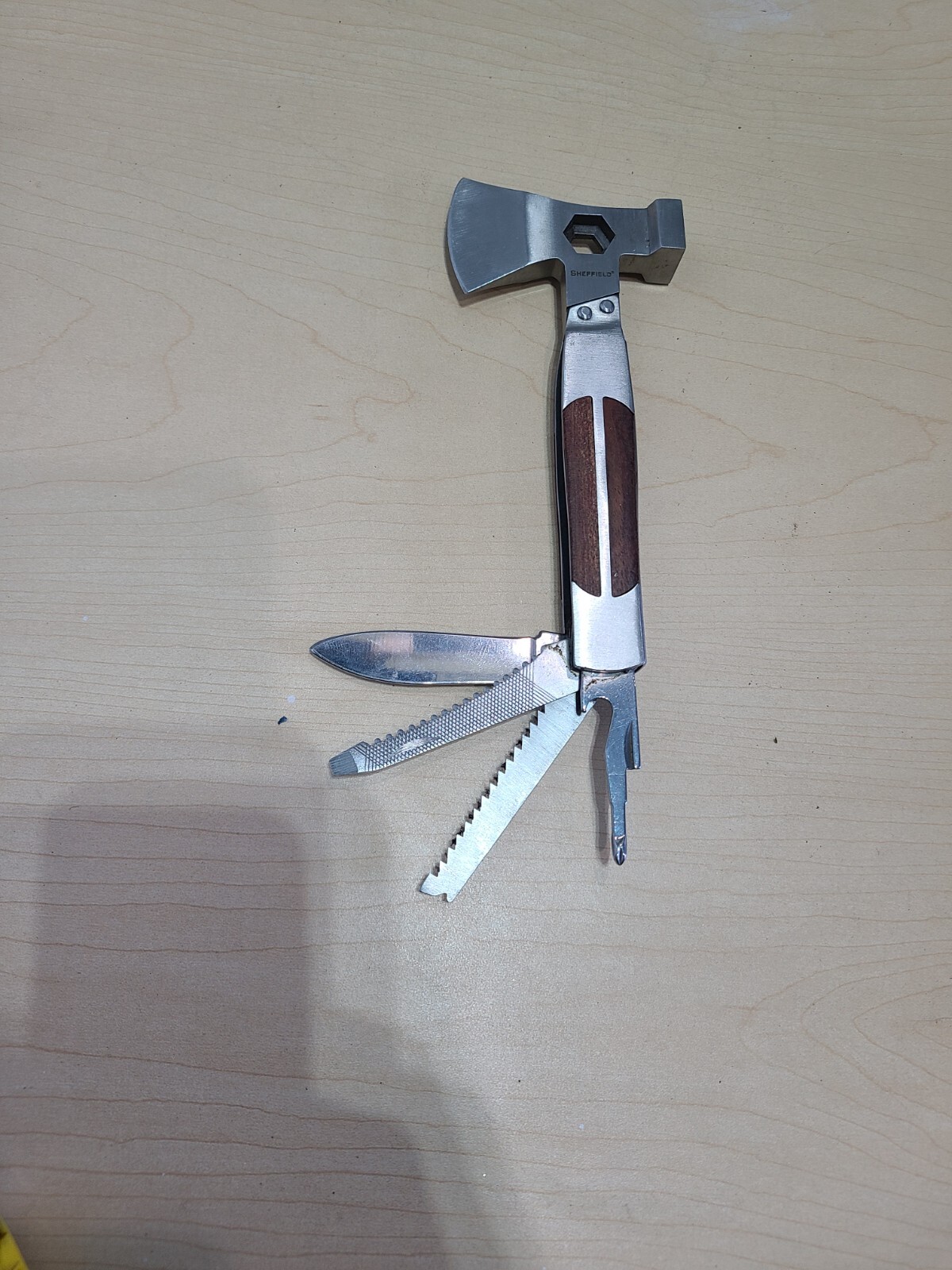 Sheffield Camper Axe-Head Multi Tool, Axe, Hammer, Screwdriver, etc…