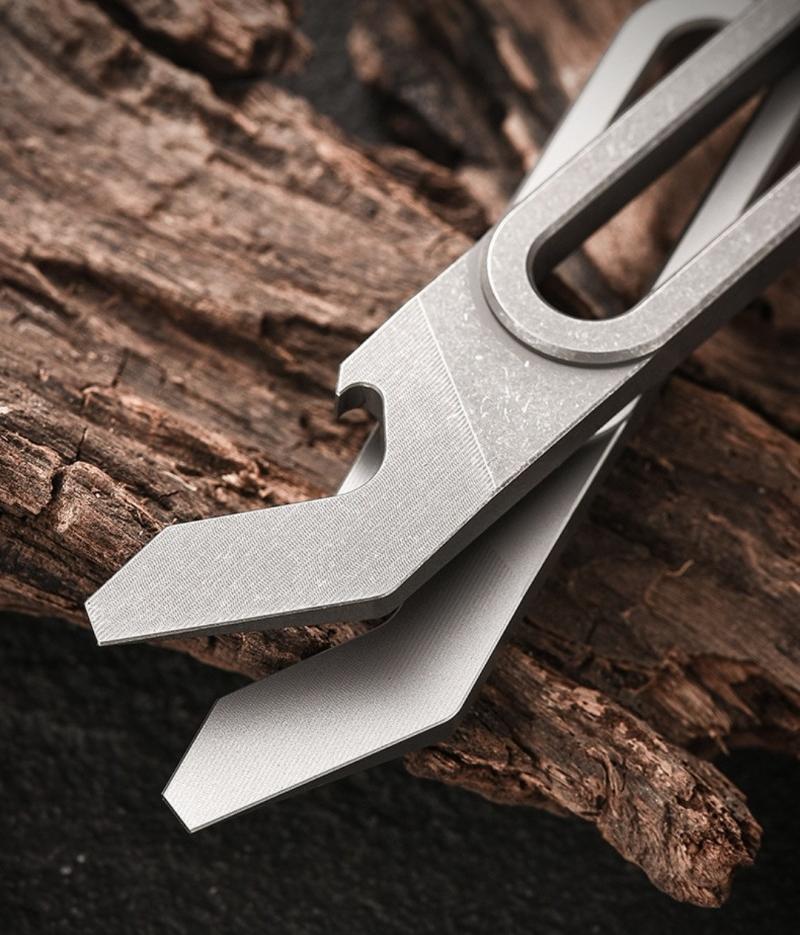 Mini Titanium Keychain Multi Tools Pry Bar Crowbar Opener Outdoor Pocket EDC