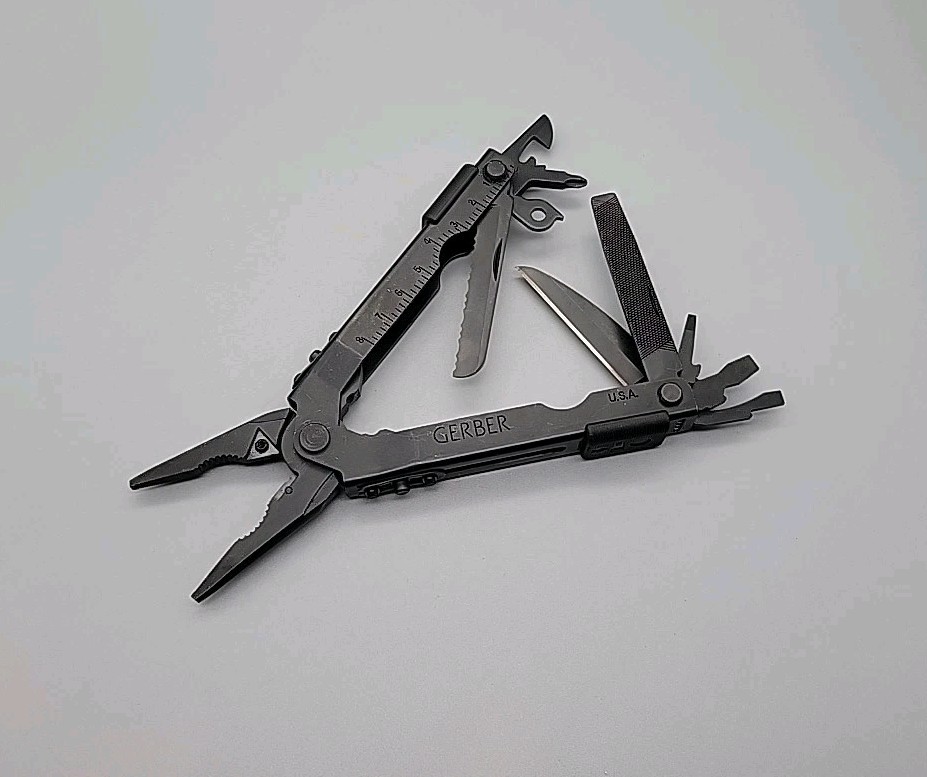 Gerber Multiplier MP600 Multi-Tool – Black – Needle Nose Carbide Cutter Pliers