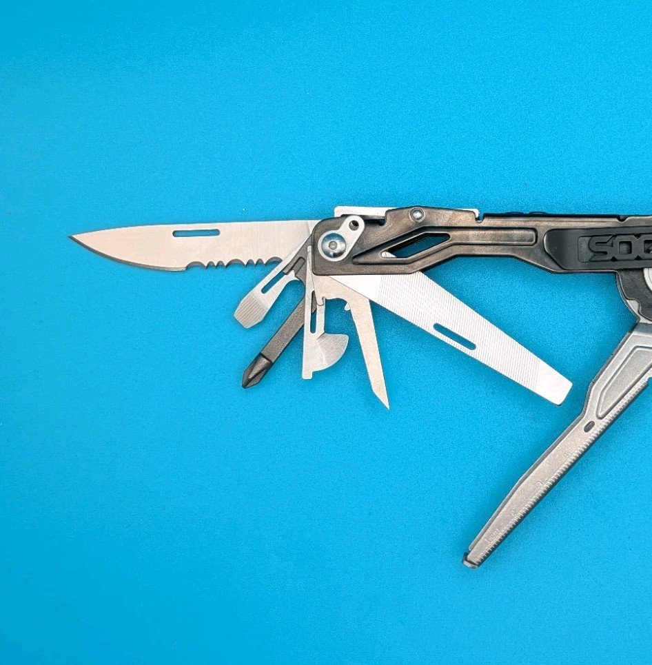 SOG SwitchPlier Plier Knife Multi Tool!