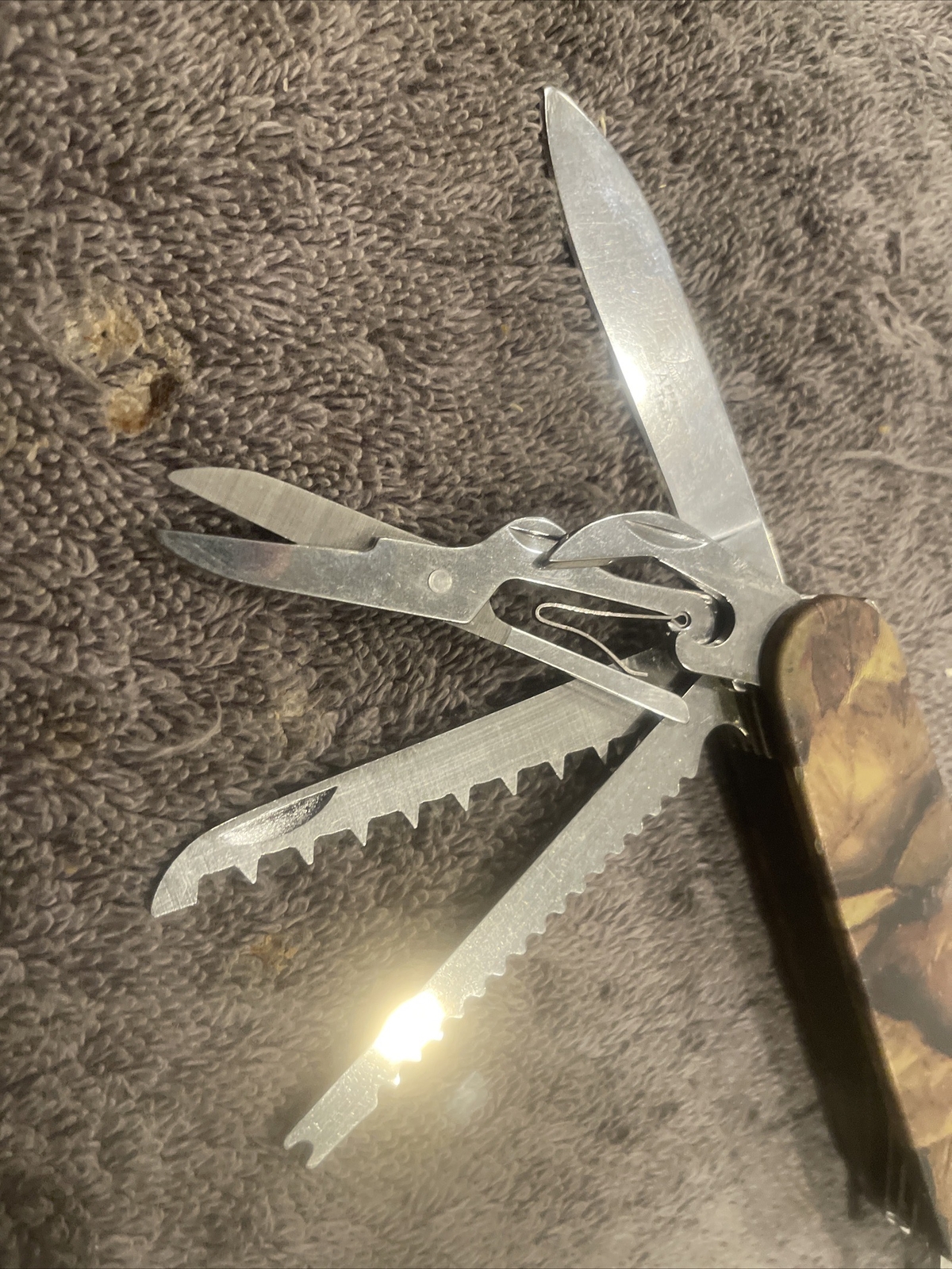 Appalachian Trail Camper Knife Multitool function Camo Design