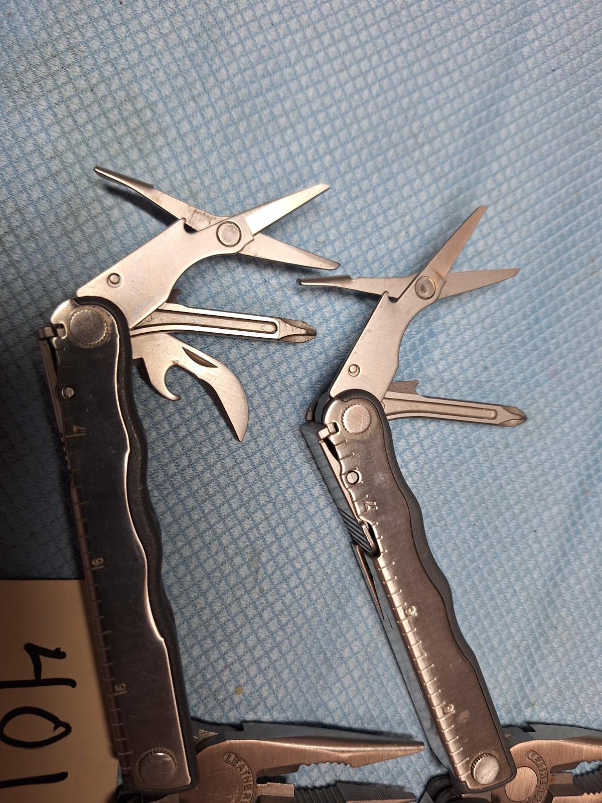 2 Leatherman Fuse Multi Tools Collectible EXCELLENT LOT 4019