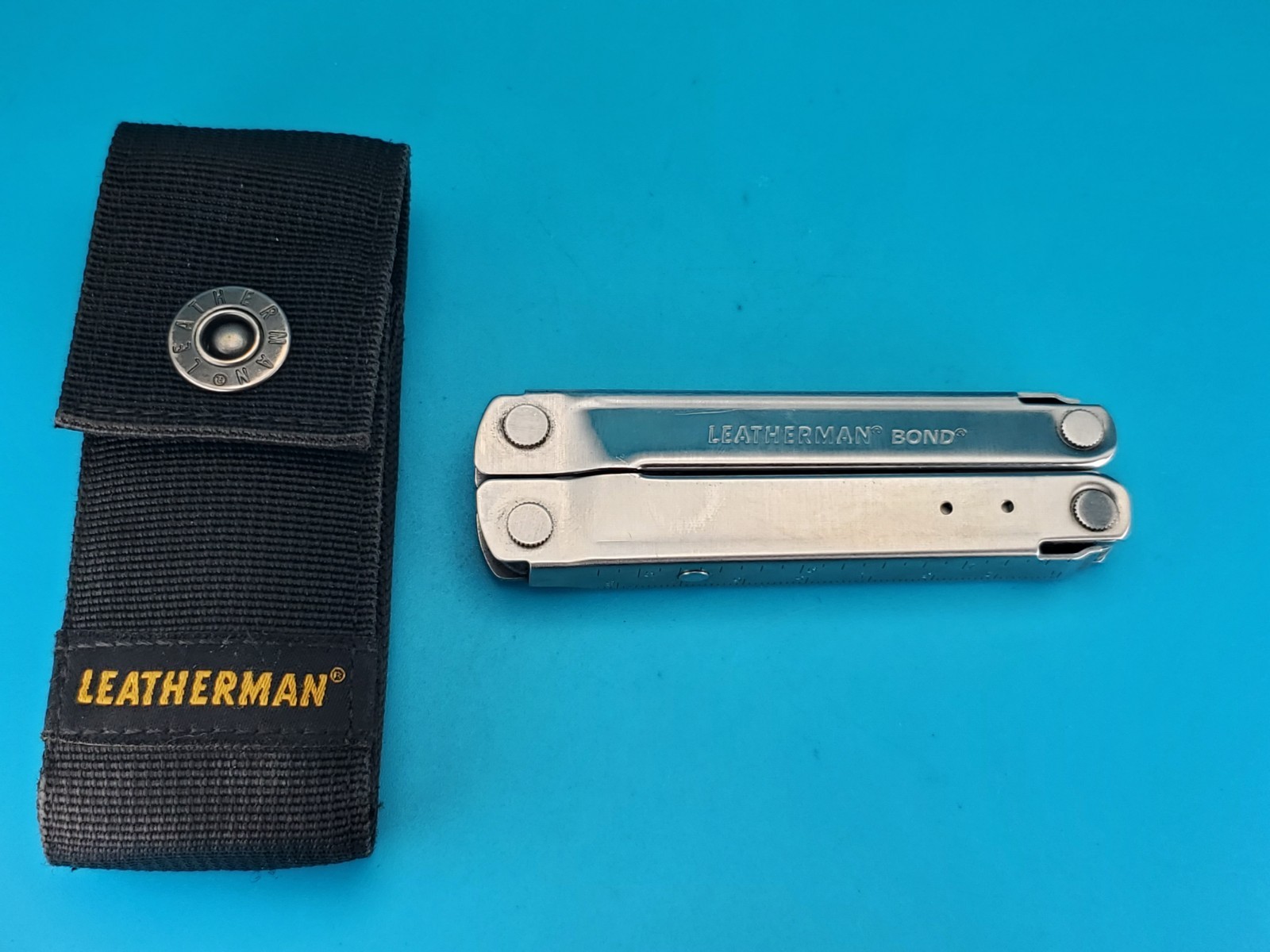 LEATHERMAN Bond Multitool, Stainless Steel Everyday Tool! With Sheath!