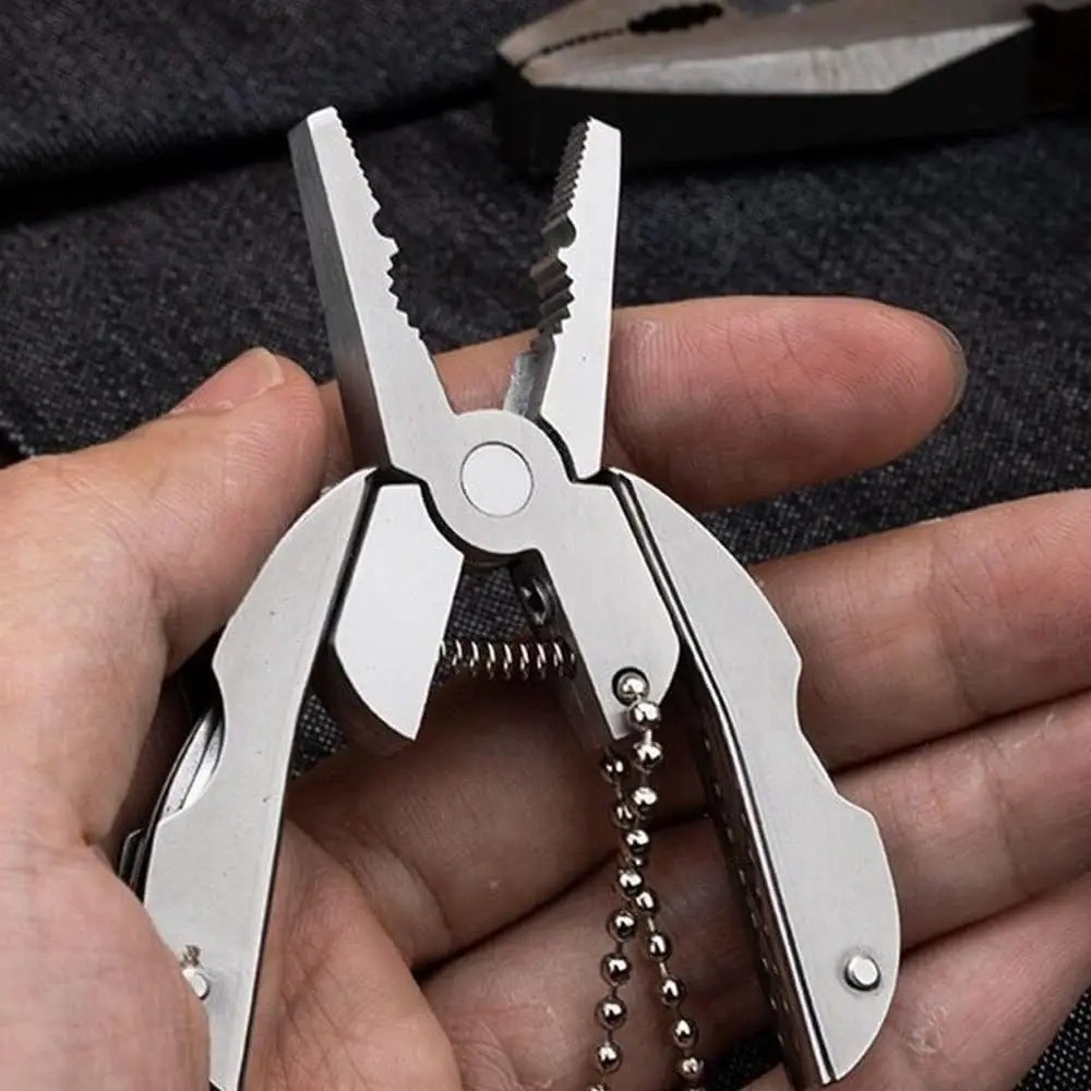 Portable Stainless Steel Multi Tool Pliers Knife Keychain Screwdriver Outdoor