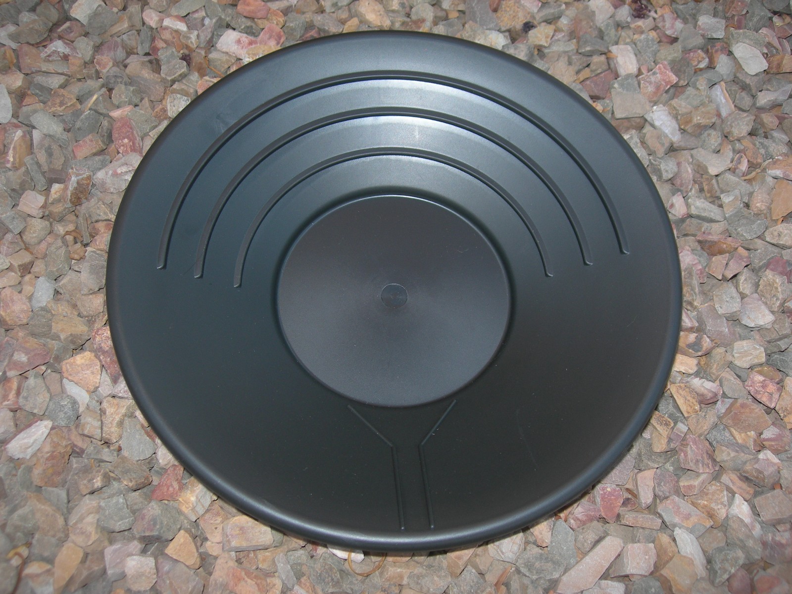 Gold Pans Set of 2 Panning 10″ &14″ High Impact Plastic BLACK Prospecting Mining