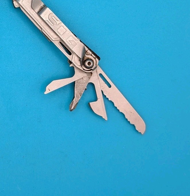 SOG PowerPint Tool Compact Lightweight Silver Multi-Tool!