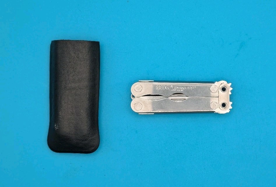 SOG Crosscut Multitool Knife! WITH SHEATH!
