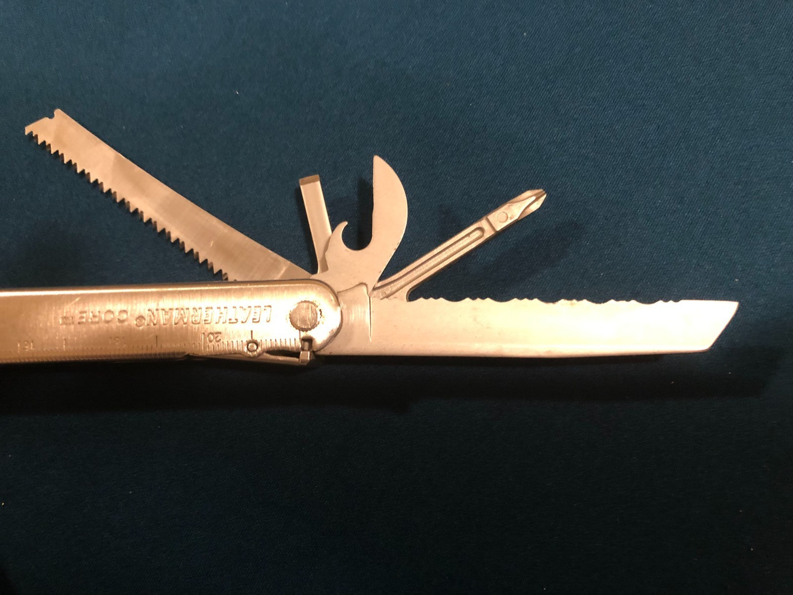 Vintage Leatherman Core Multi-Tool – Retired Model – Very Nice Condition