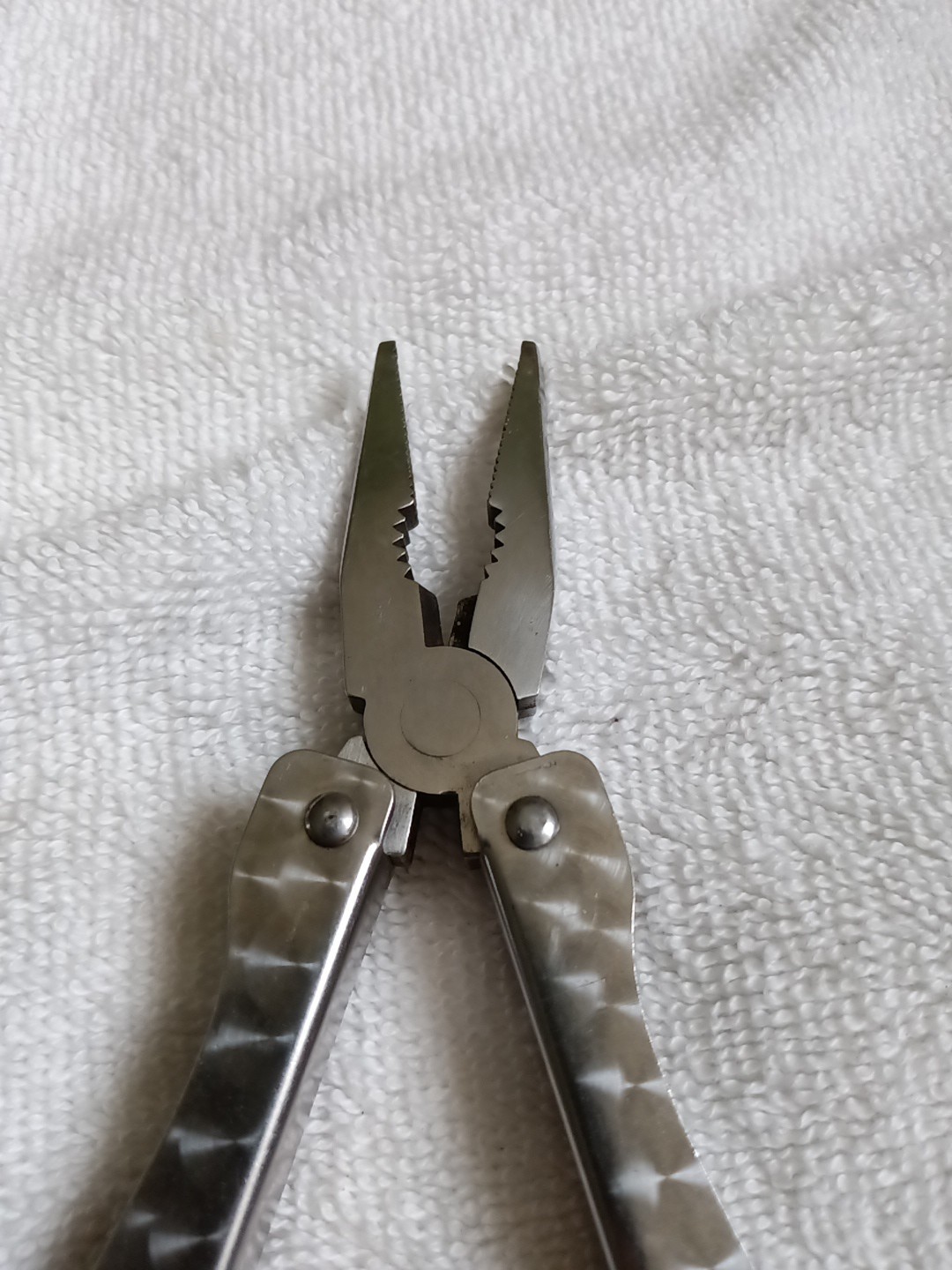 mini multi tool pliers