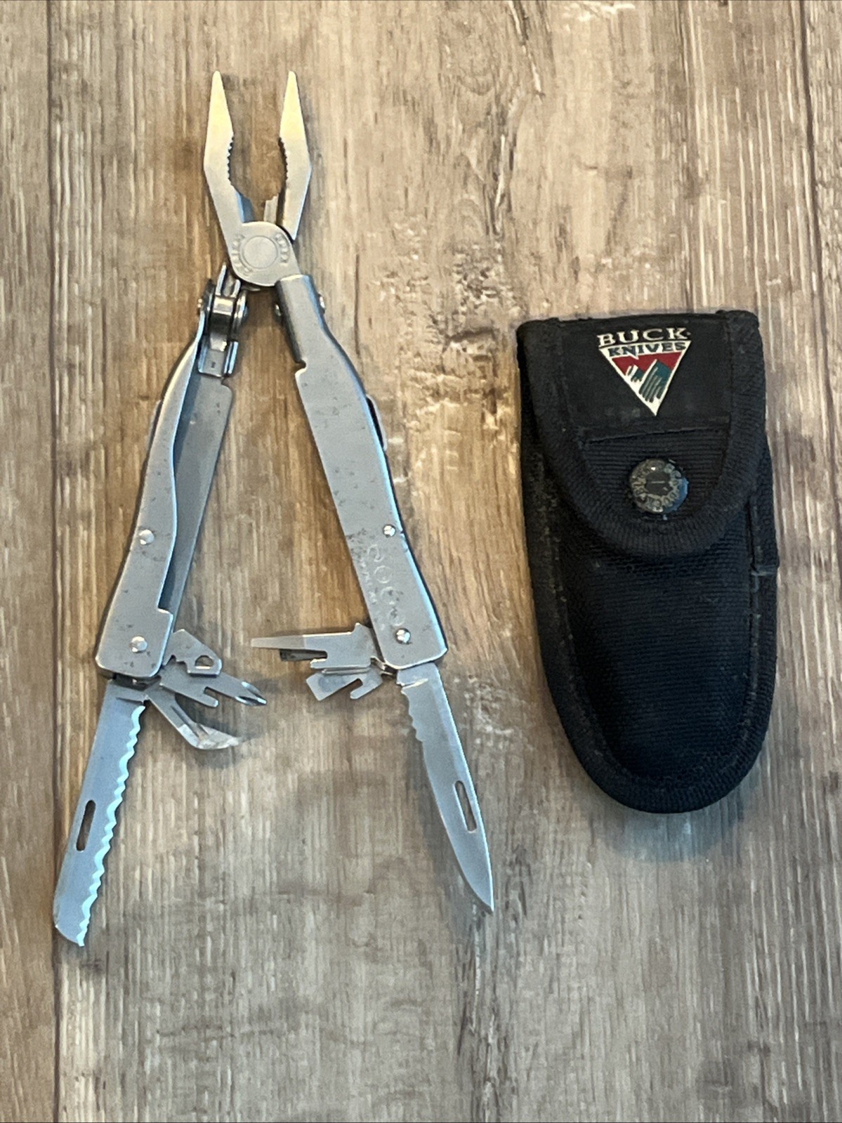 BUCK KNIFE BUCKTOOL 360 MULTI TOOL PLIERS with BELT SHEATH / USA MADE