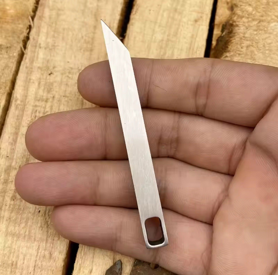 EDC Stainless Steel Pry Bar Travel Mighty Mini Keychain Carton Opener Camping Gi