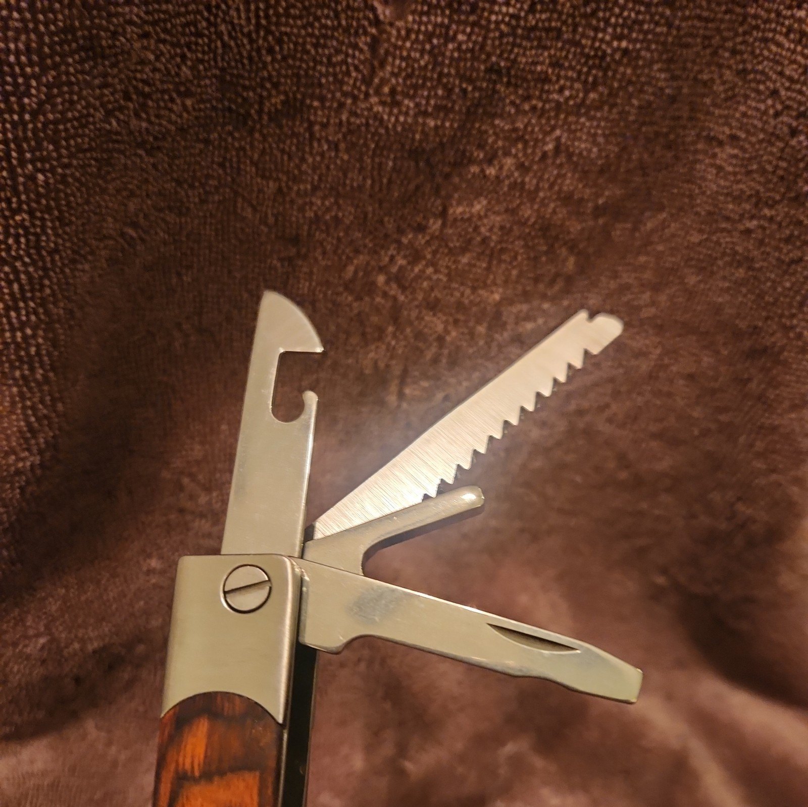 Wood Handle Stainless Steel Multi Tool with Bits 7″Open