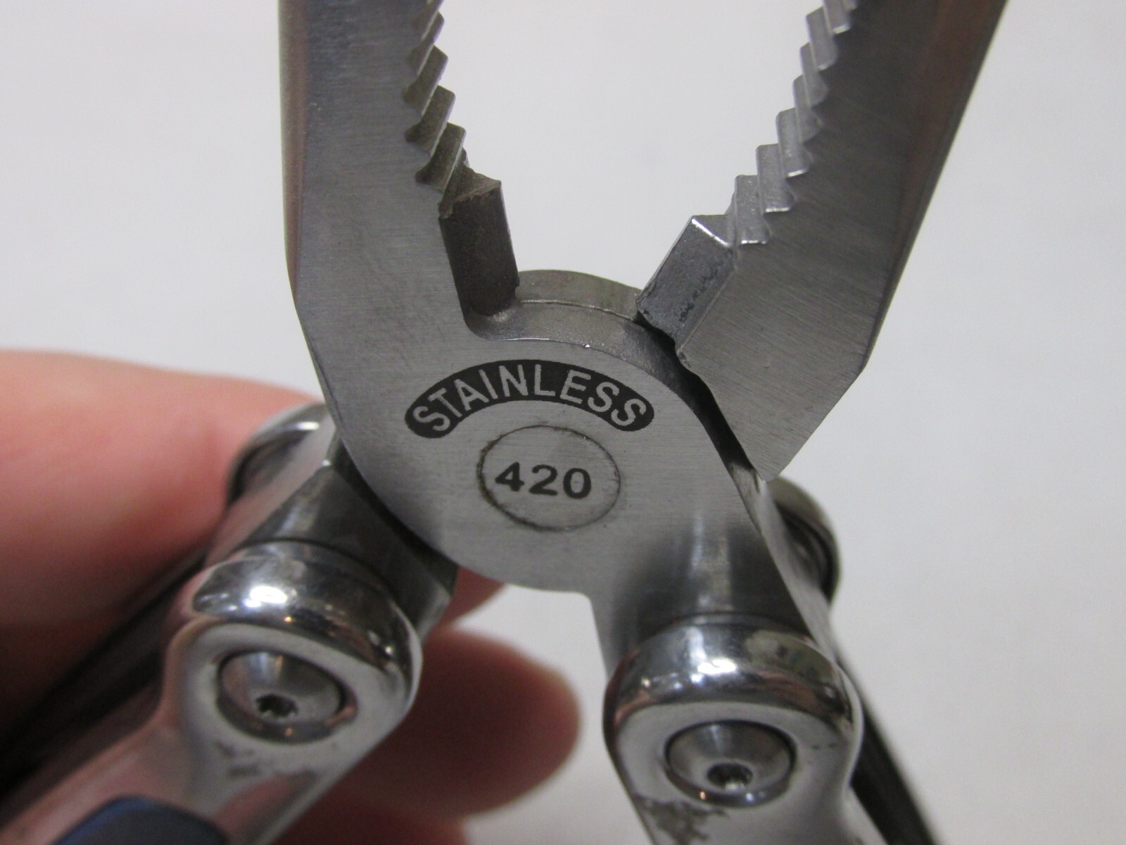 11 Tool Handheld Multi Tool * Unbranded * Pliers Knife Saw Screwdriver