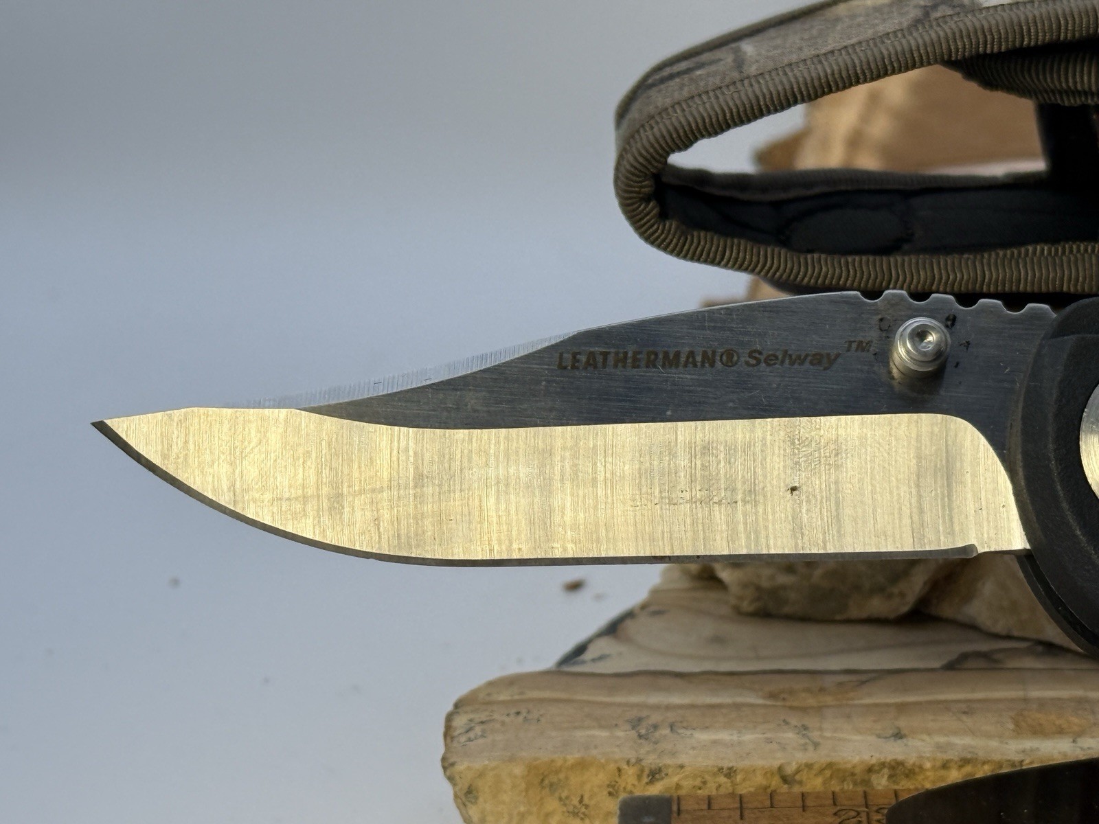Vintage Leatherman Selway Tactical Knife with original Camo Leather Case–274.26